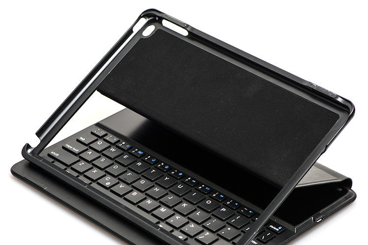 iPad Air 2 case with magnetic bluetooth keyboard